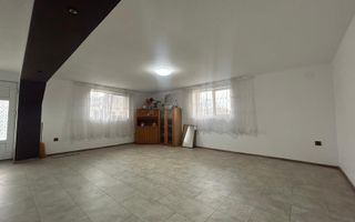 Casă de vânzare la 15 minute de Onești – teren 1000 mp - Poză 2