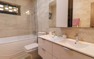 Duplex de vânzare Europa | 4 camere, terasă 50 mp + 2 locuri parcare - Poză 18