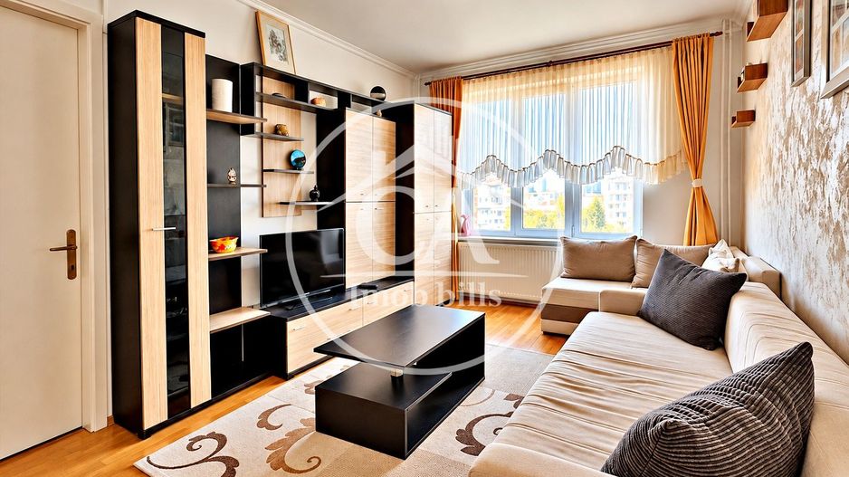 Apartament cu 4 camere de închiriat în zona Rogerius, Oradea - Poză 2