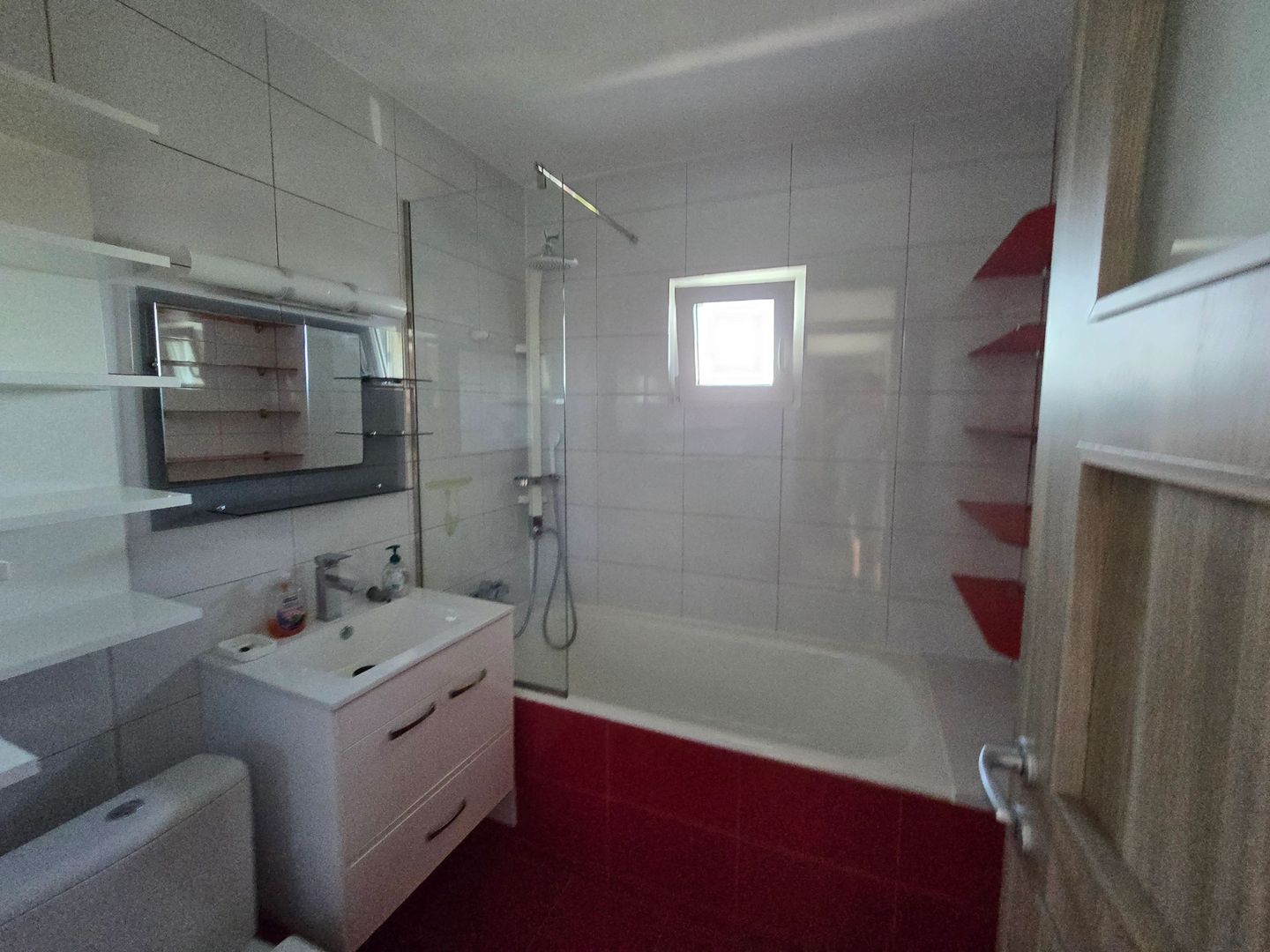Apartament 3 camere,  Zona Lipovei, Decomandat, 72mp utili, Garaj cu CF - Poză 8