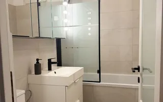 Apartament cu 3 camere, zona Facultatea de Litere. - Poză 12