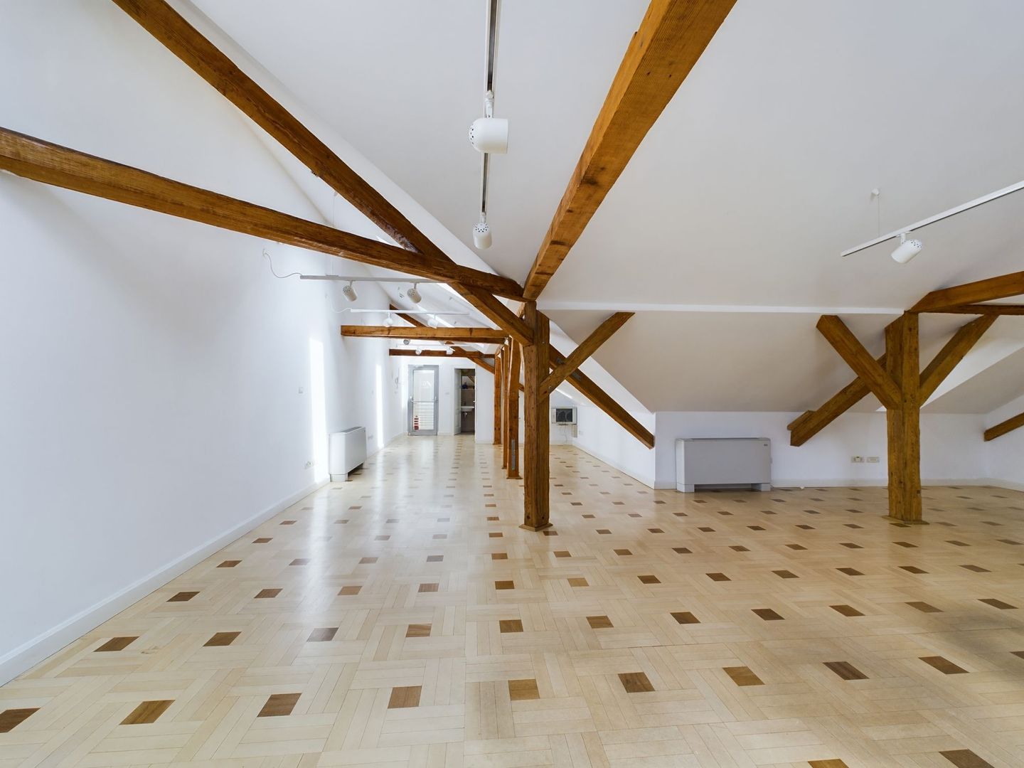 Spații de birouri lângă Tribunal - Poză 6