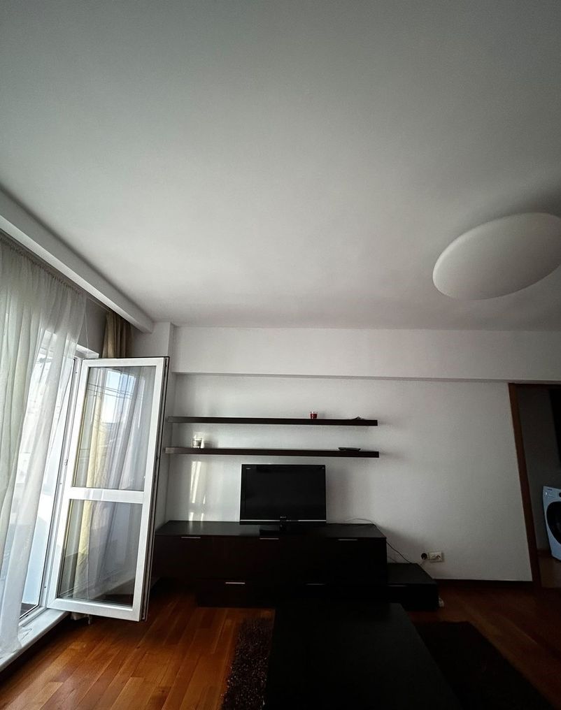 De Inchiriat Apartament 2 camere, metrou Piața Muncii - Poză 8