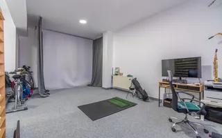 Proprietate exclusivista de vanzare: 2 case | 9 camere | 2000 mp teren - Poză 45