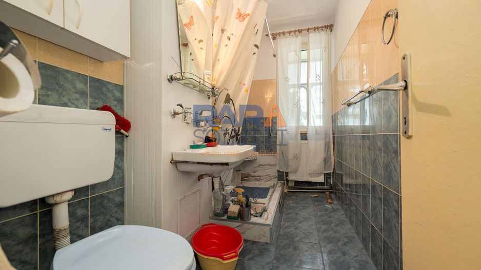 3 camere, etaj 1, lângă Primărie - Poză 13