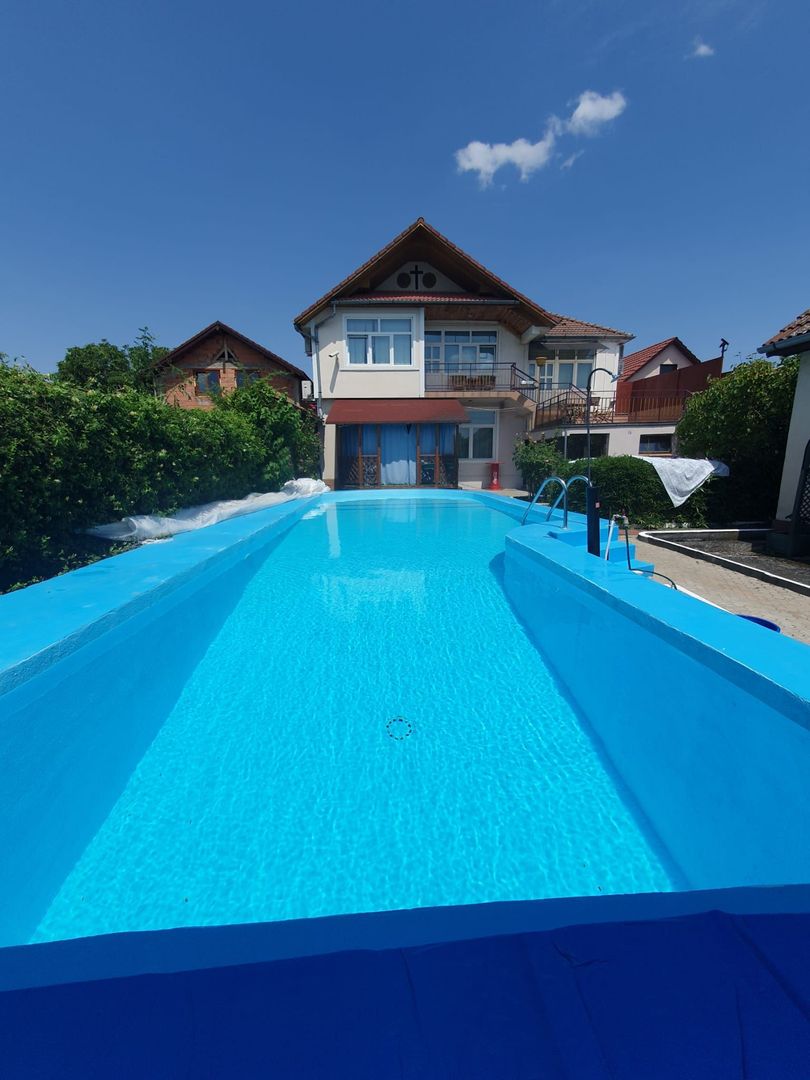 Casa | 9 camere | Garaj | Piscina | Teren 3.000 mp | Comision 0% - Poză 1