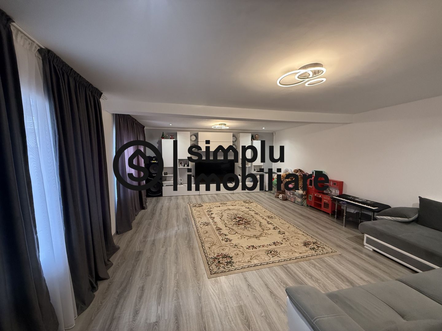 Casă de vânzare Bariera Vâlci - Poză 1