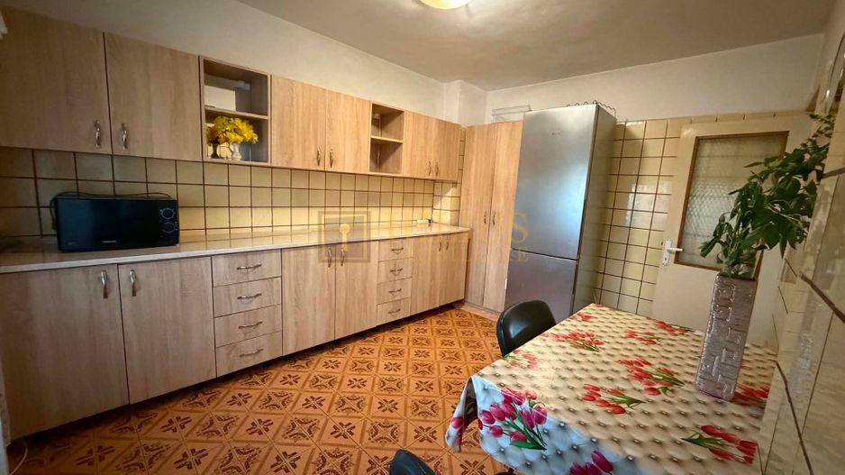 3 camere| complex studentesc |centrala termica| garaj sub bloc| pet friendly - Poză 15