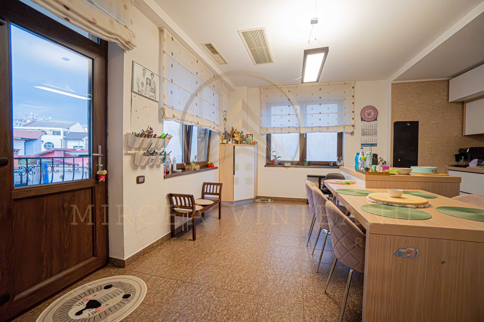 DACIA - Vila D+P+1E+M, teren 780 mp, deschidere 24 ml. - Poză 87