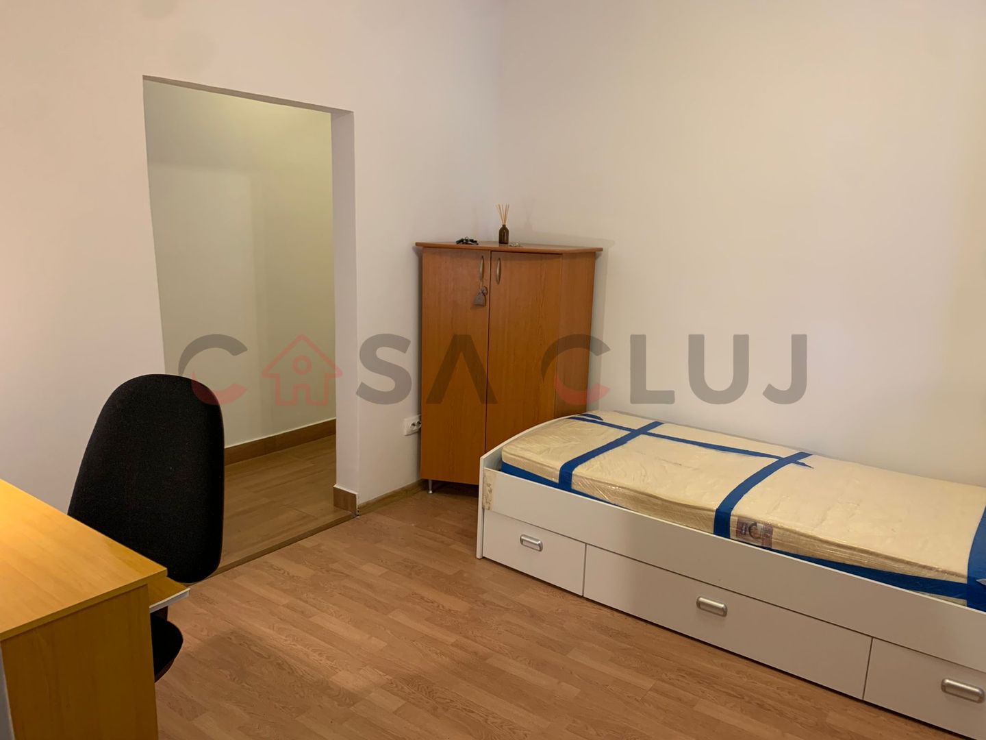 CENTRAL, în inima Clujului - renovat, ideal pentru locuit sau investiție! - Poză 2
