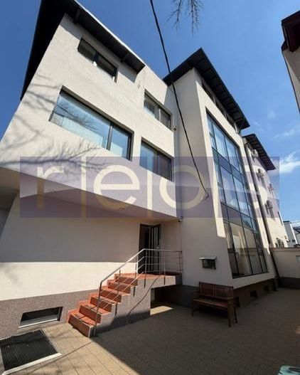 INCHIRERE VILA SPATIU COMERCIAL BIROU CLINICA TITULESCU BANU MANTA 600MP 8 CAMER - Poză 1