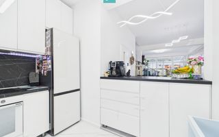 Duplex 1/2 mobilat şi utilat în Săcălaz - Poză 4