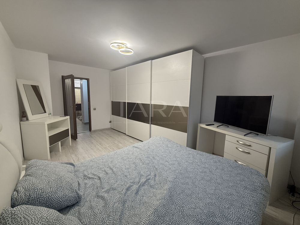 Apartament cu 3 camere, semicentral, zona B-dul 21 Decembrie 1989. - Poză 6