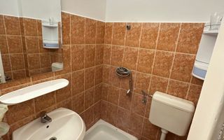 Apartament spatios 150 mp - Poză 20