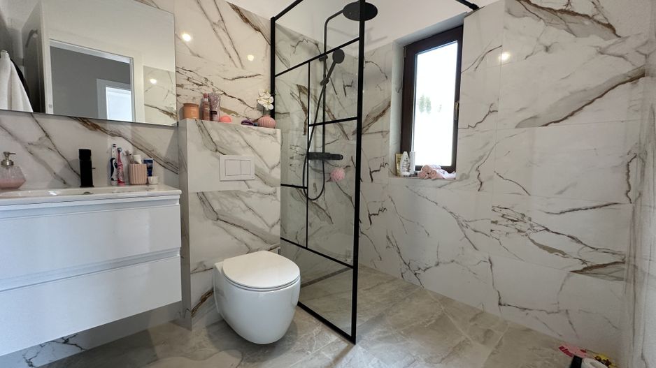 Duplex despartit prin spatiu tehnic  - teren 500mp - Poză 6