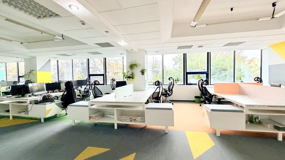 Un sediu care inspiră încredere, în inima Timișoarei - Poză 7