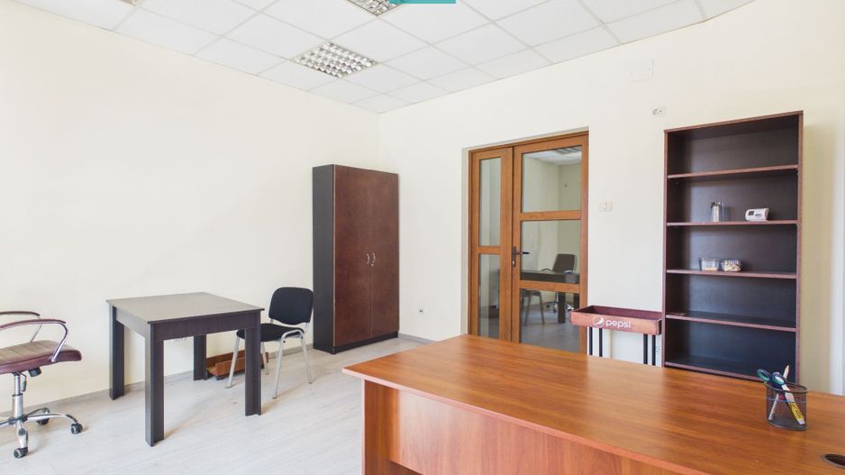 Spațiu central birou/locuință – Str. Primăriei - Poză 2