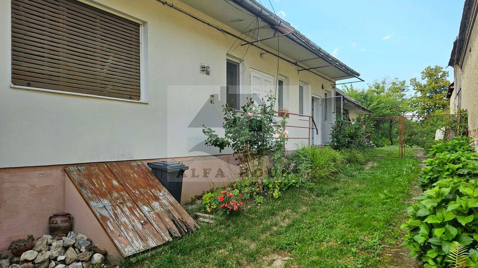 Casa individuala Sacele, 67 mp + 40 mp garaj + 515 mp curte - Poză 1