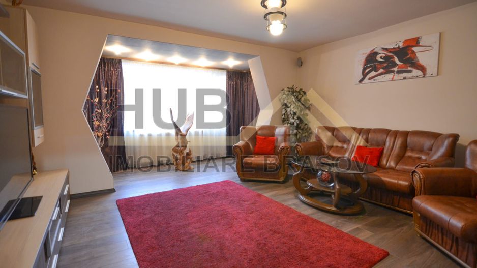 De Vanzare Apartament 3 Camere | Decomandat | 68mp Util | Etaj 1 | Noua - Poză 1