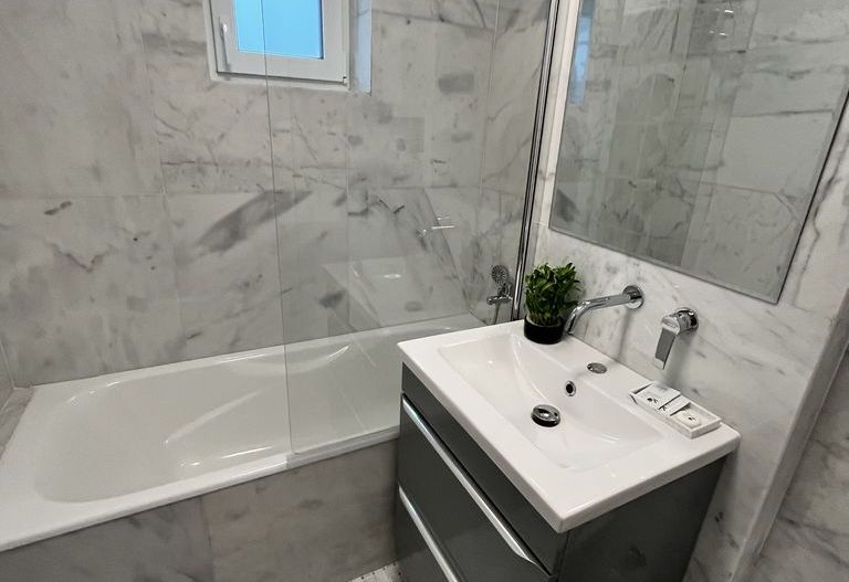 Inchiriere apartament 4 camere vedere parc - Poză 13