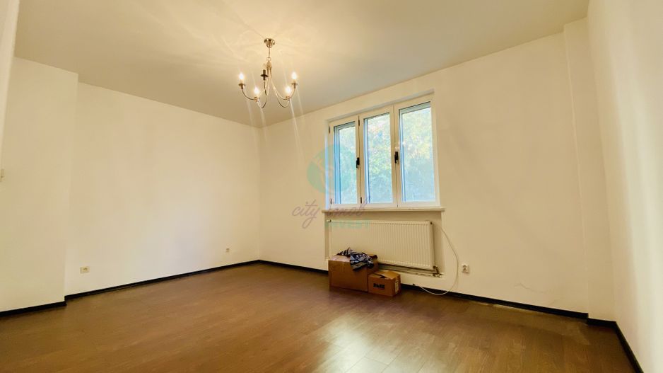 Apartament 6 camere tip dublex - Poză 5