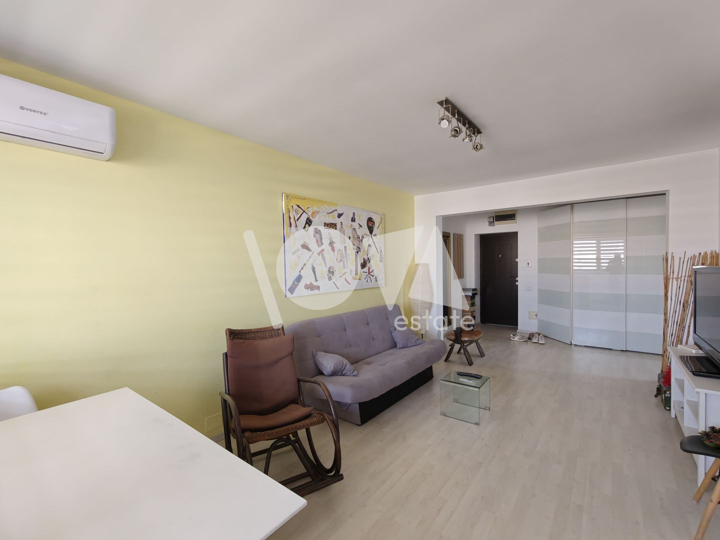 De vânzare: apartament 3 camere - Dr. Taberei - Favorit -AFI Cotroceni - Poză 2