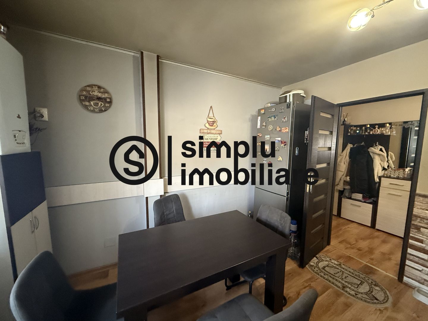 Apartament 3 camere decomandat - Poză 4