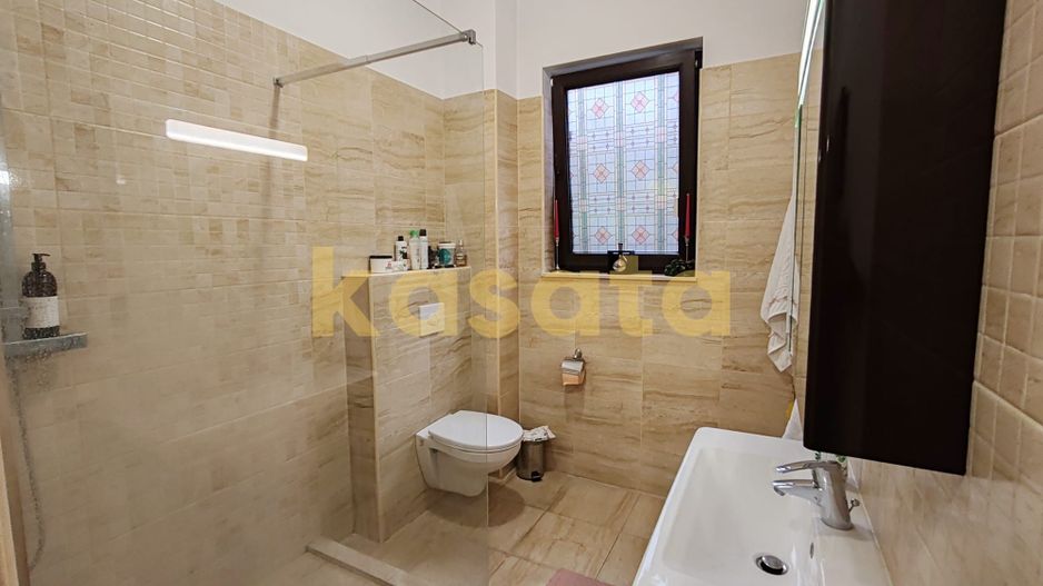 Vila care redefinește echilibrul între rafinament, spațiu și liniște - Poză 23