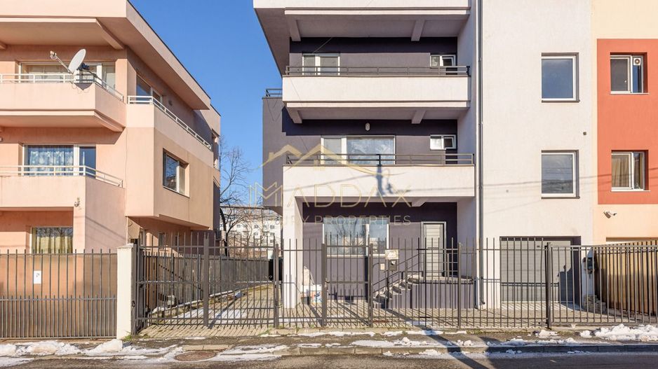 Vila ***400mp*** + Curte Proprie // zona Aviației - Poză 1