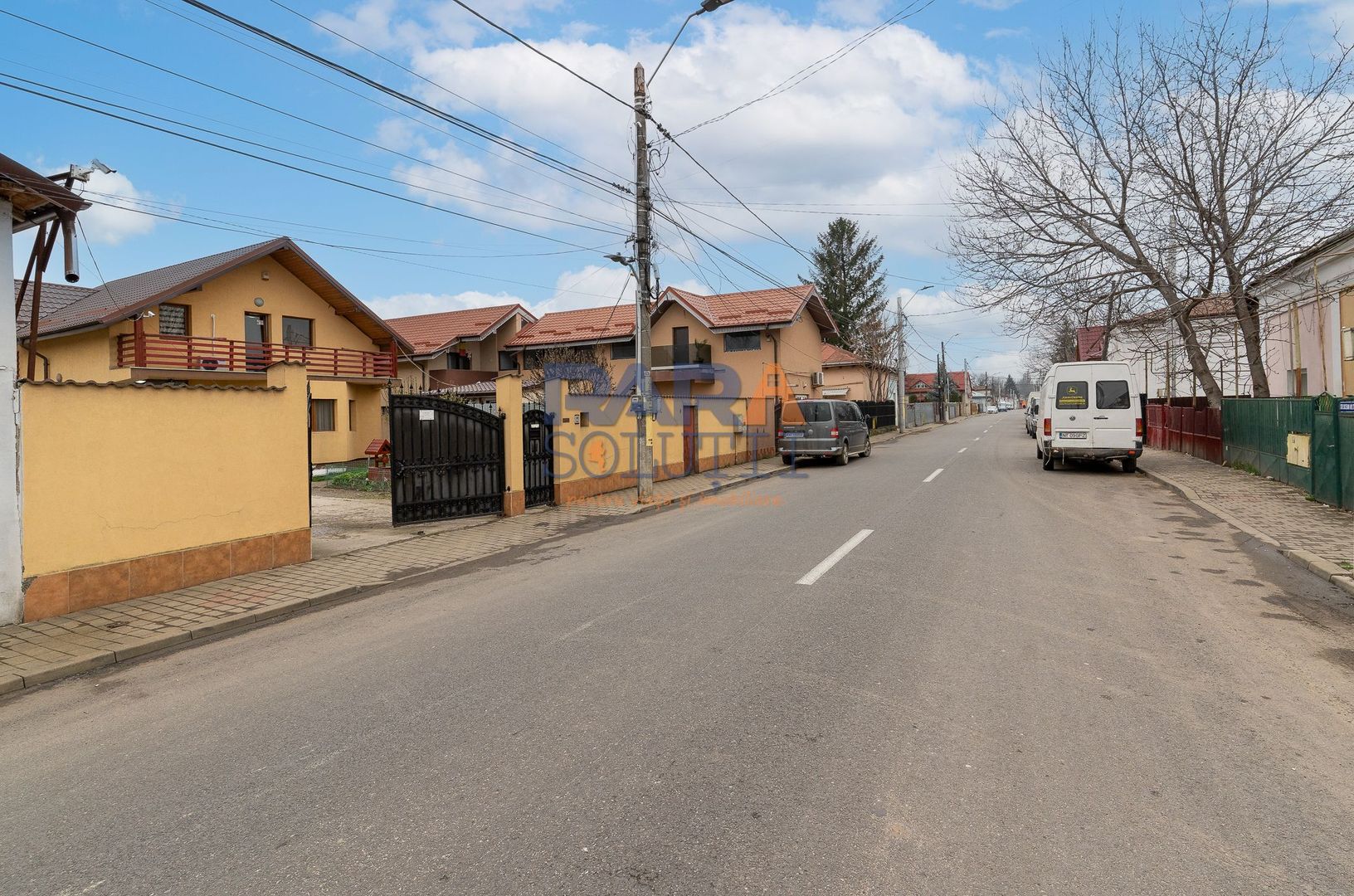 Casă 2013, teren 1366 mp, zonă centrală - Poză 24