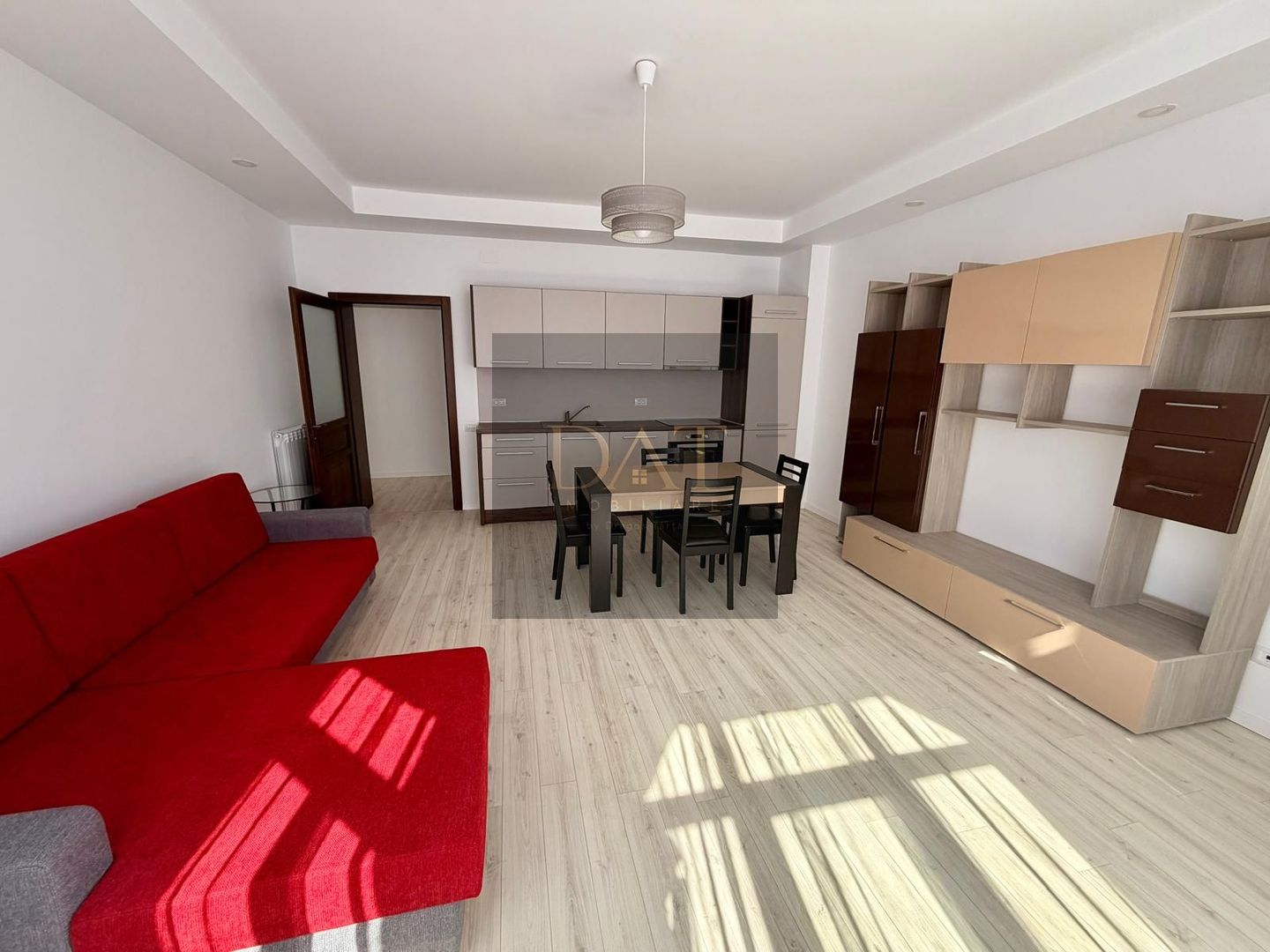 Apartament 2 camere,  in vila interbelica, zona Emil Racovita - Poză 2