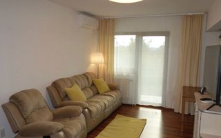 Aapartament renovat 4 camere etaj 2 suprafata 84.66 mp in Piata Cluj - Poză 2