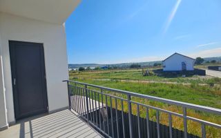 Apartament 2 camere cu camara pe balcon si loc de parcare Selimbar - Poză 1