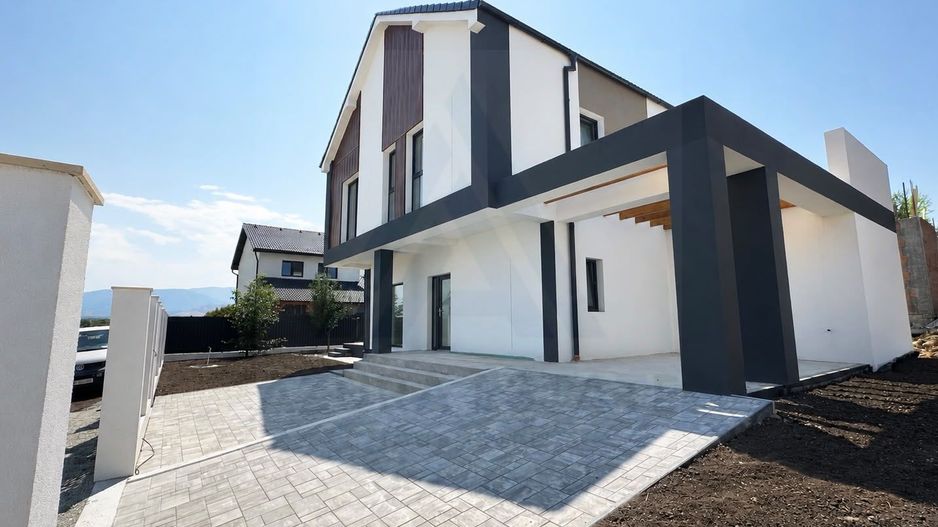 Casa individuala premium 4 camere 3 bai teren 365 mp Calea Cisnadiei - Poză 1