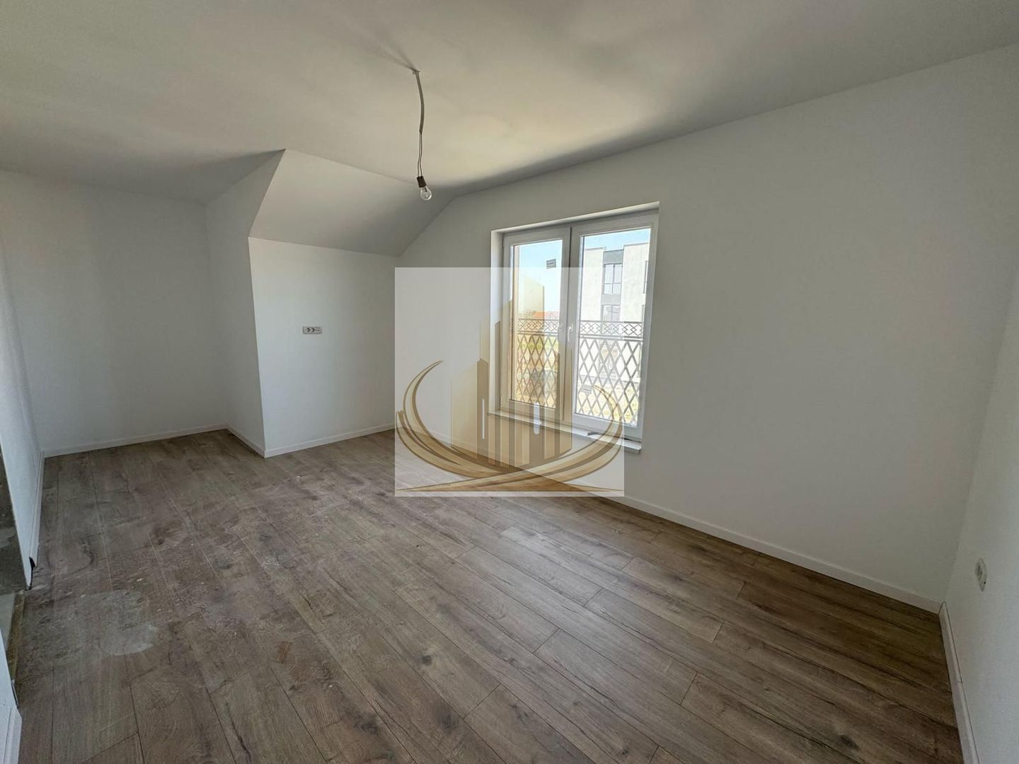Duplex modern 4 camere, 95 mp utili, teren  300mp– C. Medveș, Urseni - Poză 5