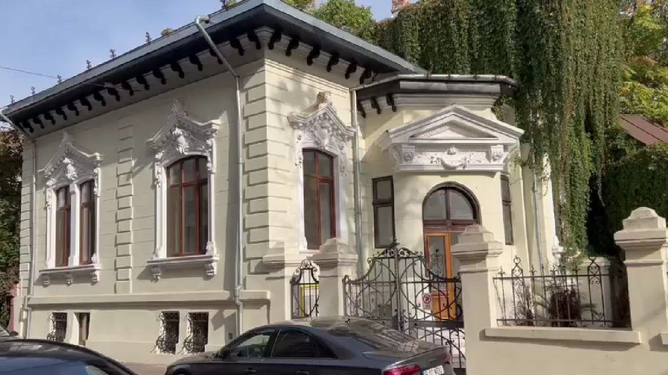 Birouri sau cabinete de Lux în Armenească - Poză 1