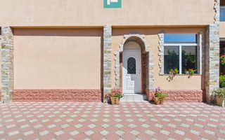 Casă și clădire de apartamente la Orțișoara - Poză 43