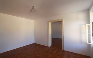 Casa singur in curte-zona Girocului - Poză 5