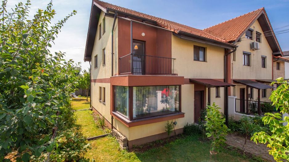 4 camere in triplex, teren 334 mp si terasa – Dumbravita, str. Magura - Poză 1