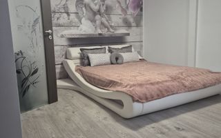 Casă cu 5 camere în Răcădău, Brașov - Poză 8