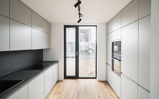 Vila tip UV03 mobilata complet in Amber Forest-prima inchiririere - Poză 9