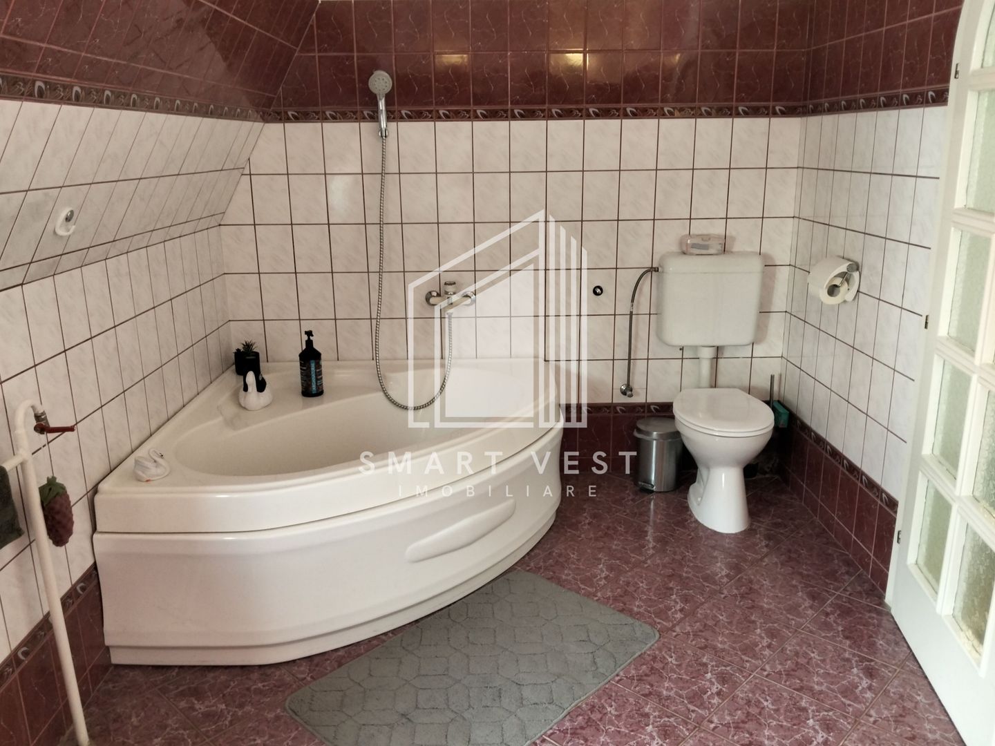 Casa de vânzare 380mp + locuinta separata pt oaspeti | Zona Cloșca - Poză 20