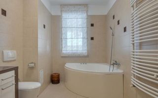 Casa individuala 320 mp utili, 713 mp teren! - Poză 22