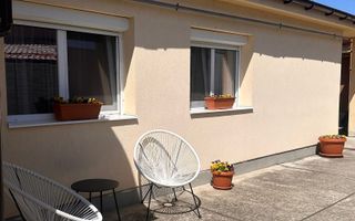 2 camere,  la 10-12 minute de Complex,  Sp. Judetean, centrala proprie - Poză 10