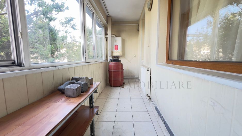 De vanzare apartament 2 camere zona de sus - Poză 7