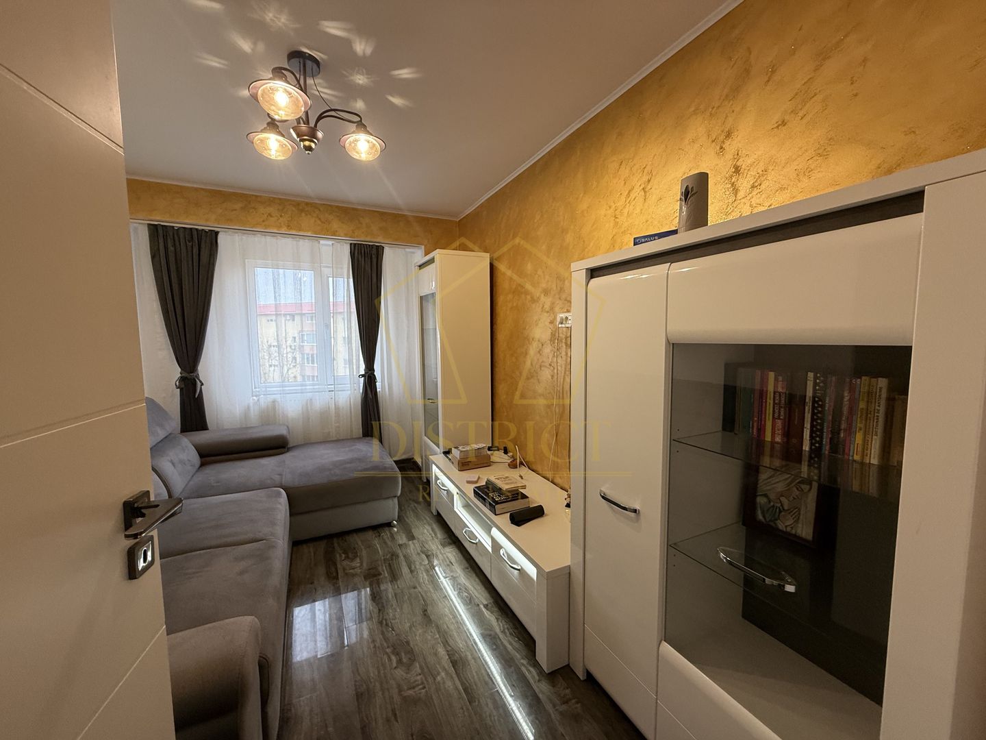 Apartament complet renovat cu 2 camere | Freidorf - Poză 10