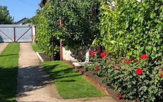 Vila - parter + mansarda -   Sendreni,  jud. Galati - Poză 4