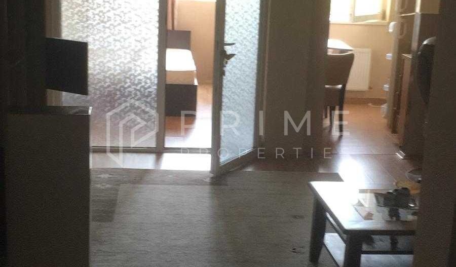 Apartament in Sangeorgiu de Mures, 35 mp-An constructie 2011 - Poză 3