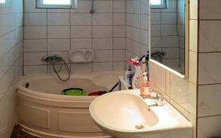 Apartament cu trei camere, structura mare, zona Astra - Judetean 99 mp - Poză 6