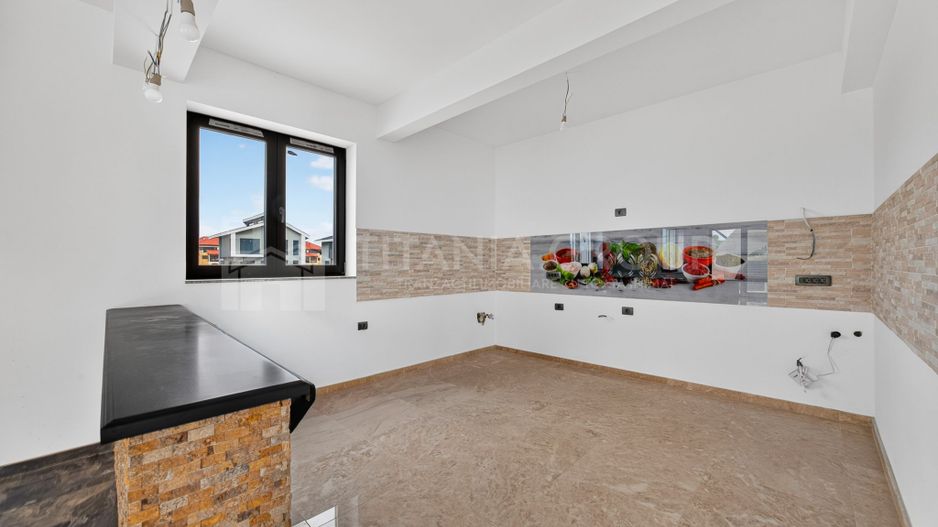 Vila cu arhitectura deosebita, teren 636mp, Cristian, Brasov - Poză 25